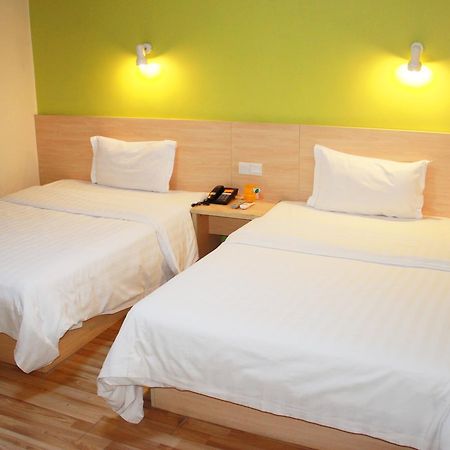 7Days Inn Huludao Xingcheng Hot Spring Street Екстериор снимка