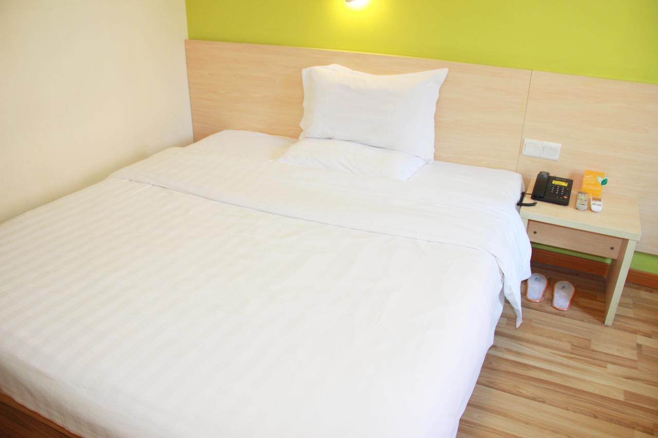 7Days Inn Huludao Xingcheng Hot Spring Street Екстериор снимка