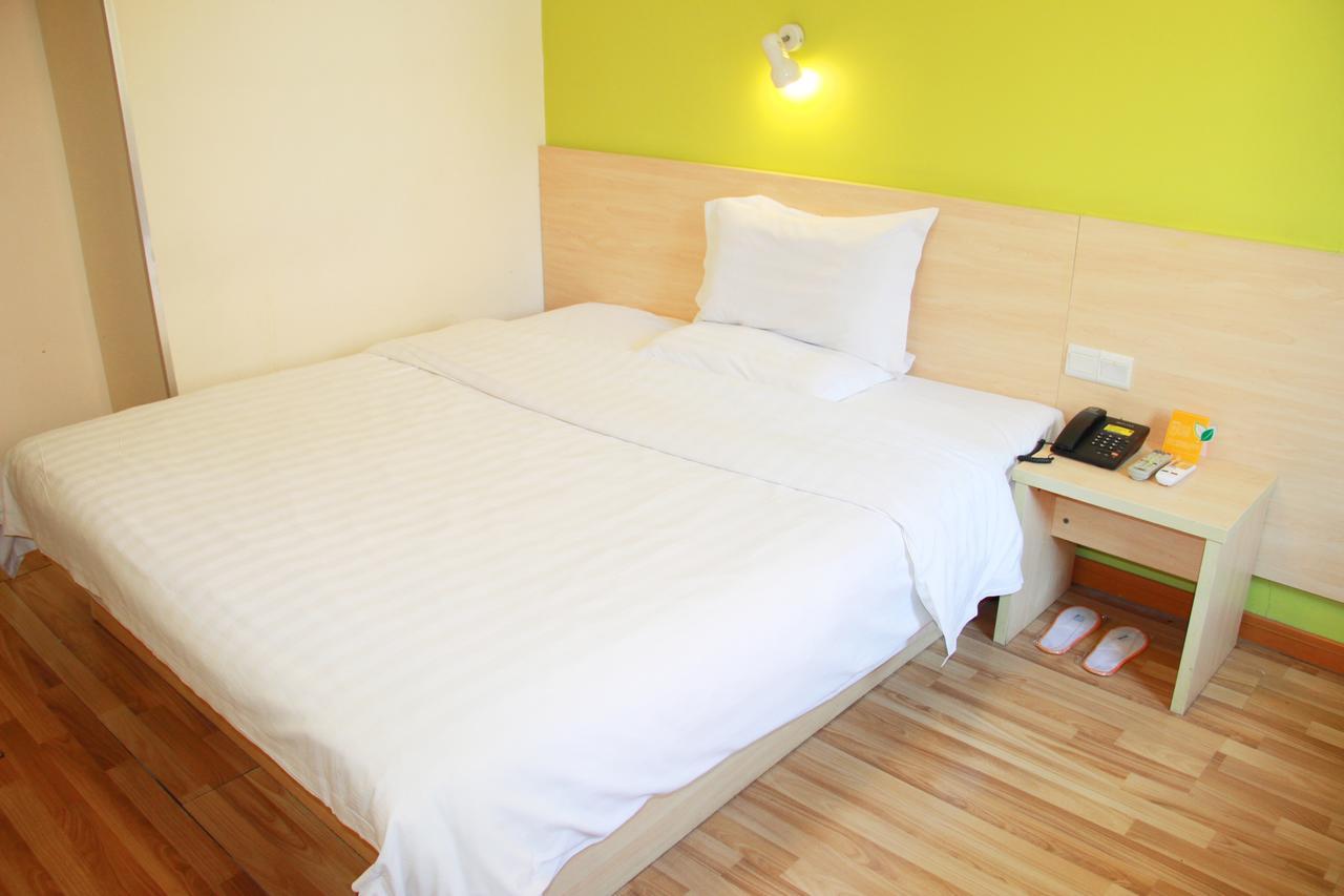 7Days Inn Huludao Xingcheng Hot Spring Street Екстериор снимка