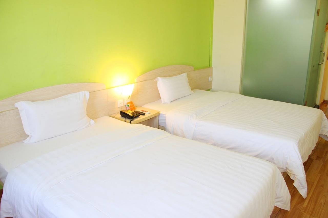 7Days Inn Huludao Xingcheng Hot Spring Street Екстериор снимка